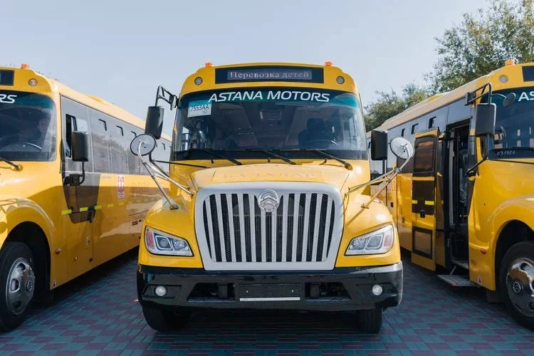 30 школьных автобусов приобретут в Атырауской области